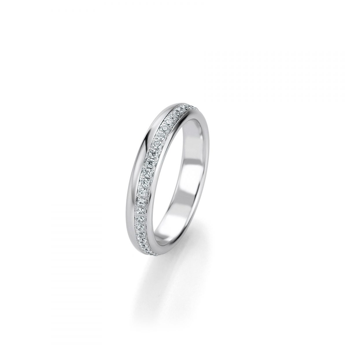 Series K18 Ring with Diamonds