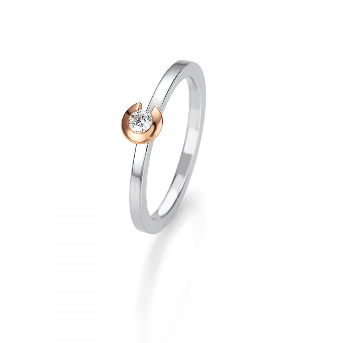 Solitaire K14 Ring with Diamond