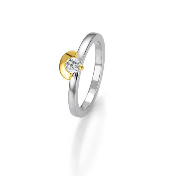 Solitaire K18 Ring with Diamond