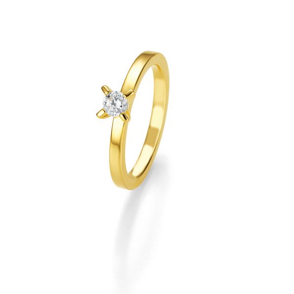 Solitaire K14 Ring with Diamond