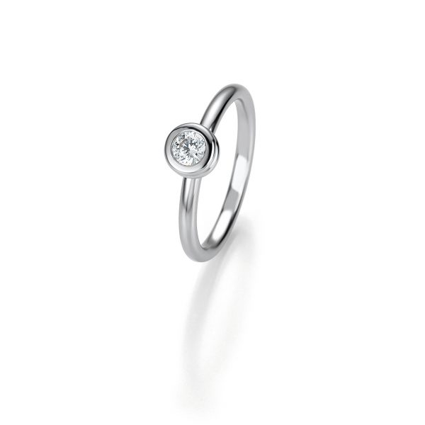 Solitaire K18 Ring with Diamond