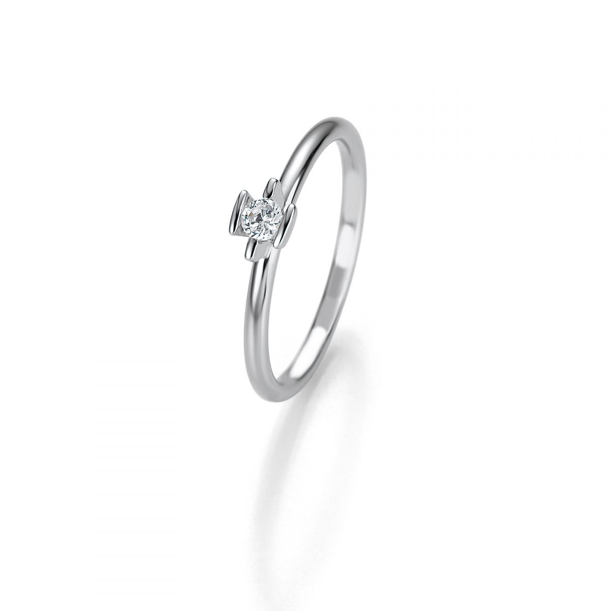 Solitaire K14 Ring with Diamond