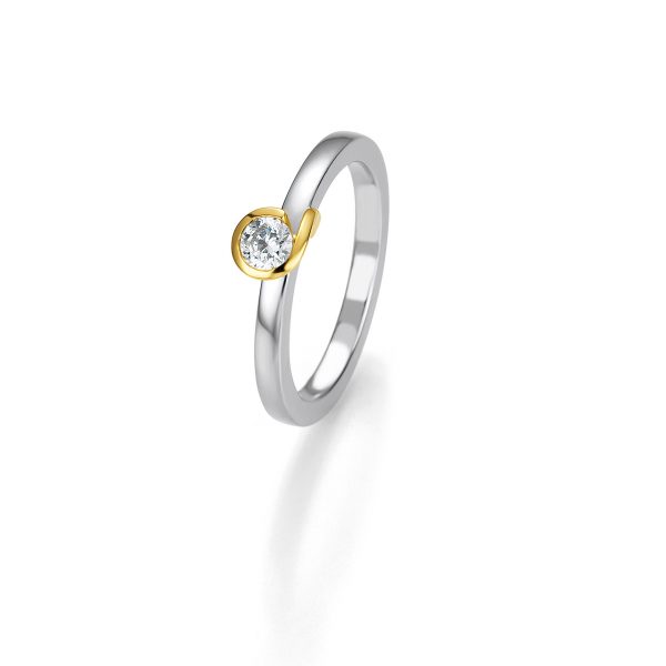 Solitaire K18 Ring with Diamond