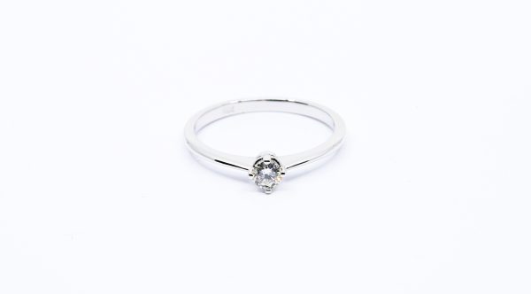 Solitaire Ring with Diamond