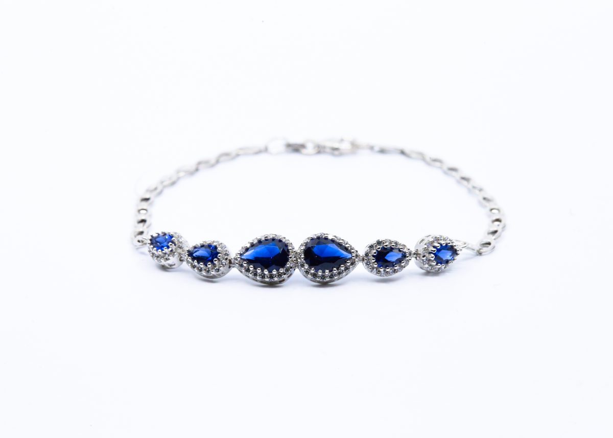 Women's Bracelet with blue stones