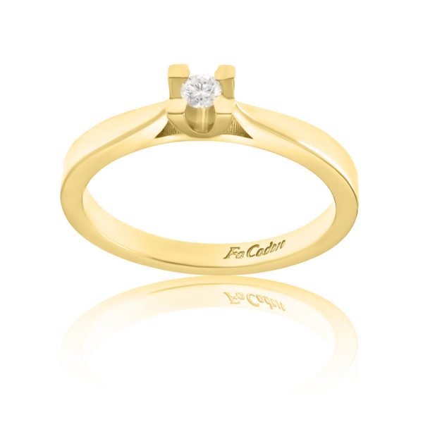 Solitaire Ring with Diamond