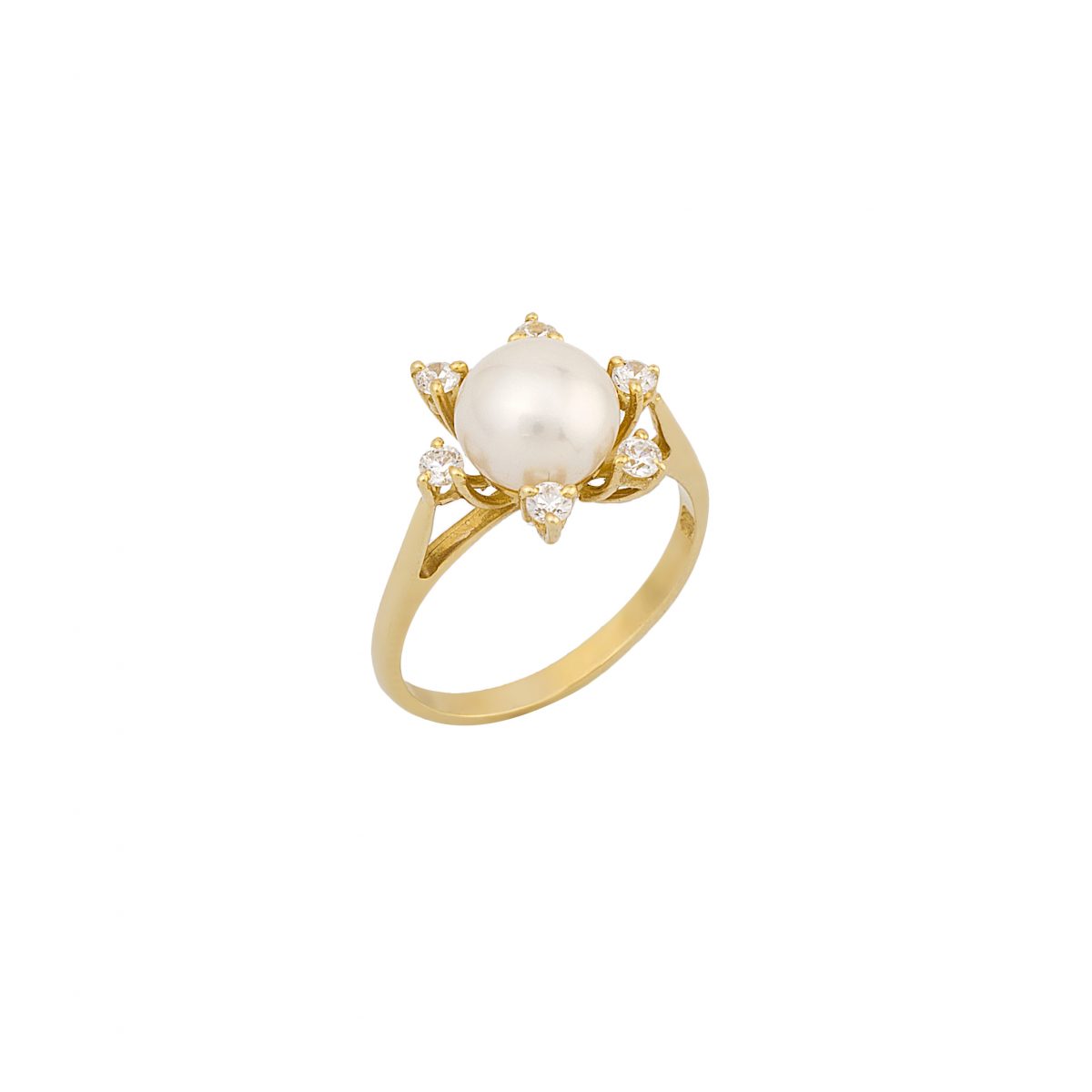 Ring with Pearl