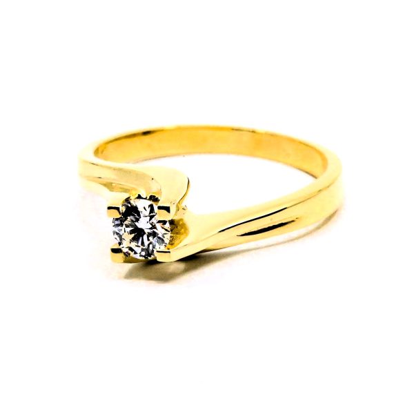 Ring Solitaire with Diamond