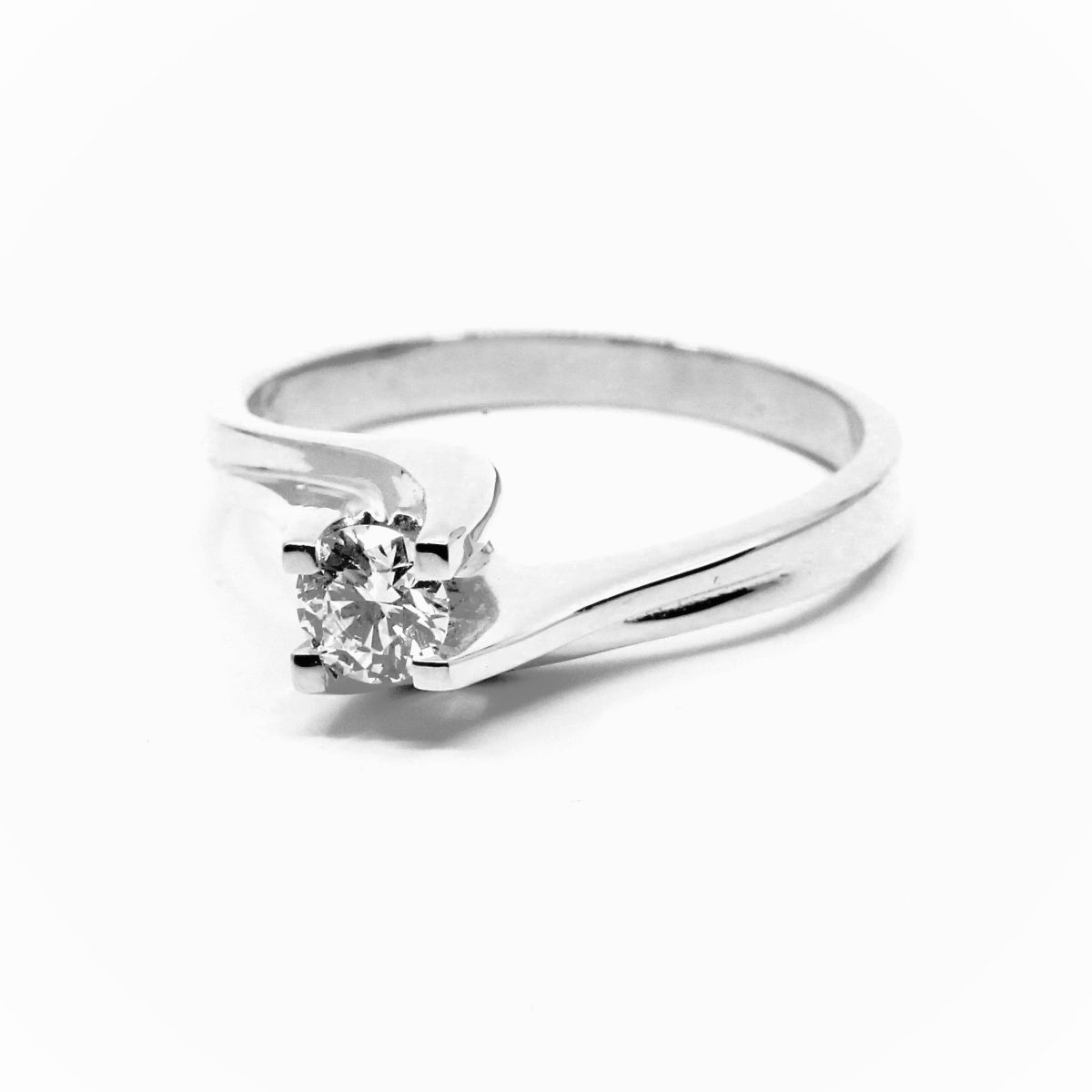 Ring Solitaire with Diamond